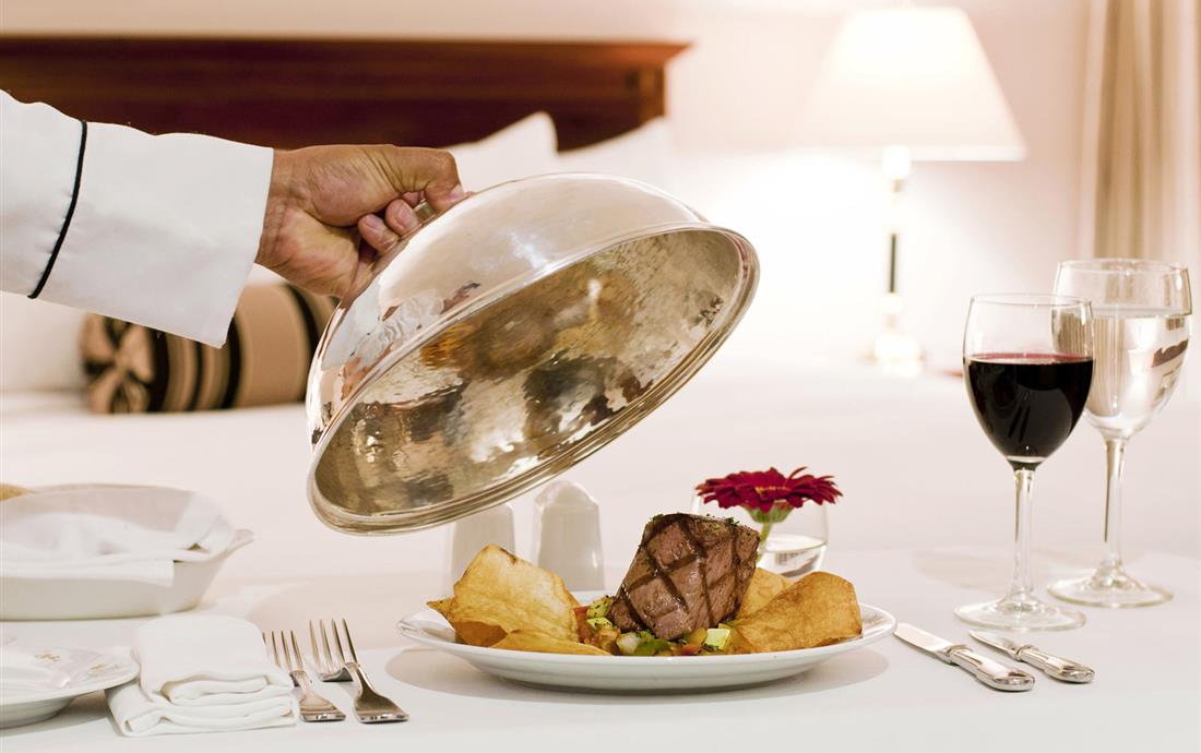 diner room service - Hotel Le Mans - Le Mans Hotel